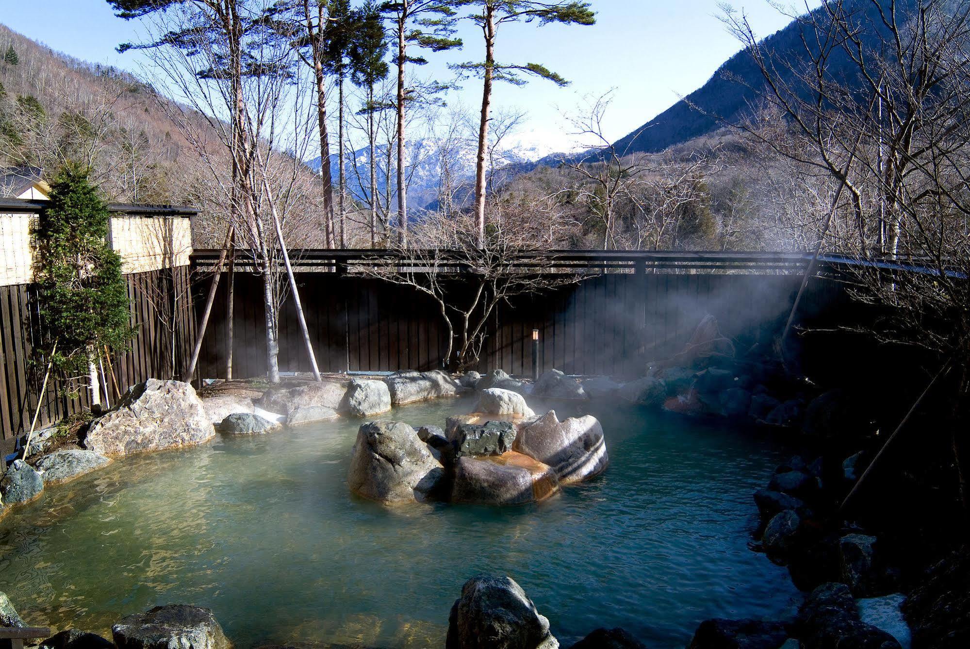 Miyama Ouan Kyoritsu Resort Takayama  Exterior foto Yunoyu